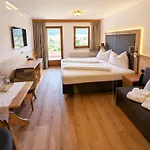 Alpenpanorama Hotel 4*