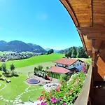 Alpenpanorama 4*