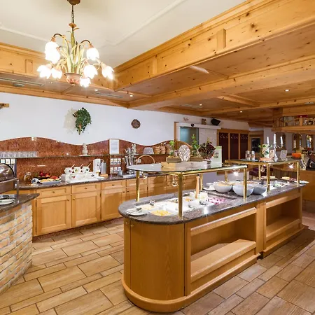 Alpenpanorama Hotel Soll