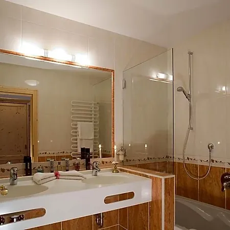 Alpenpanorama Hotel 4*