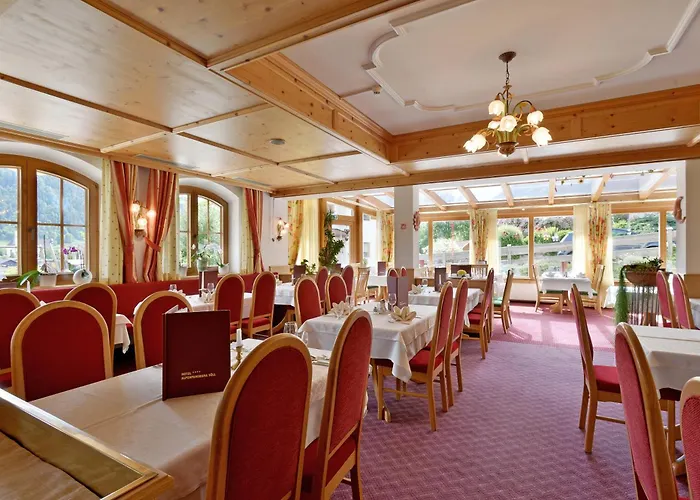 Alpenpanorama Hotel 4*