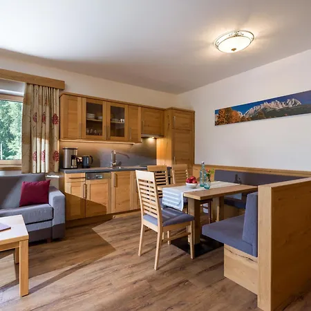 Hotell Alpenpanorama 4*