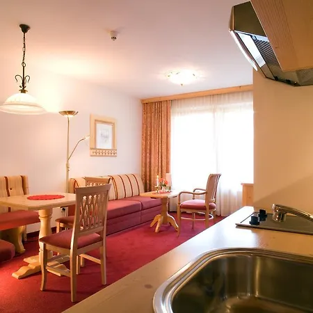Hotell Alpenpanorama 4*